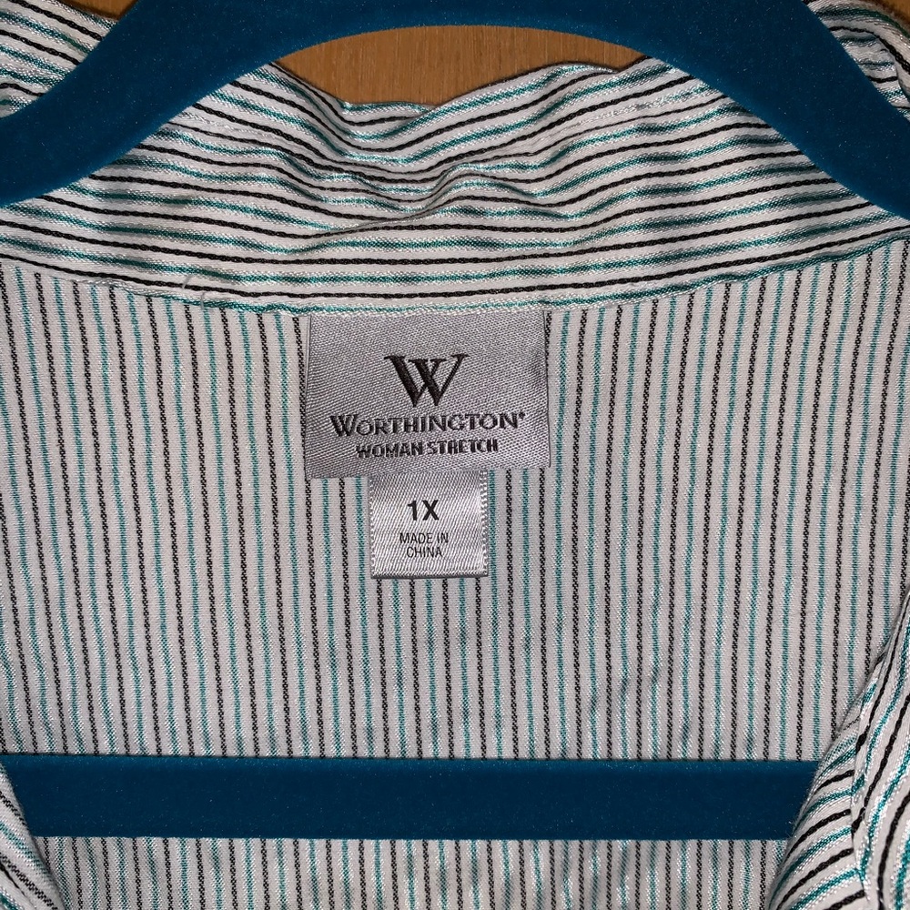 Button down shirt - Picture 2 of 4